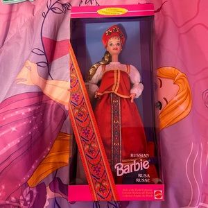 Dolls of the world. Russian Barbie. new in box!